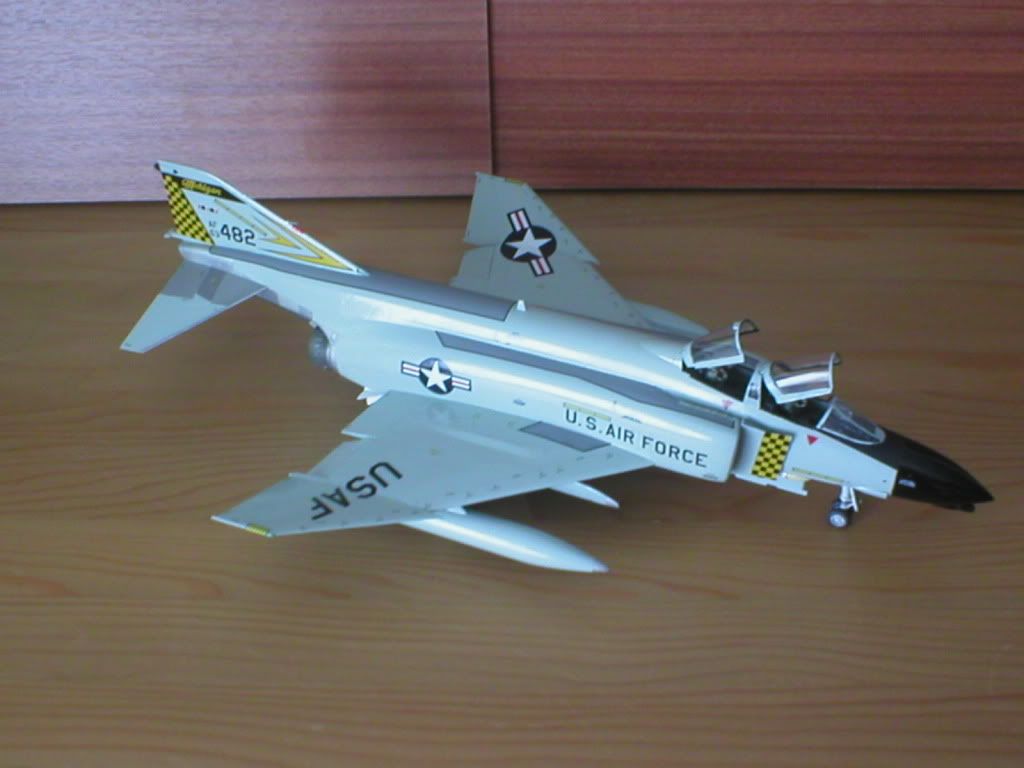 PhantomF-4C060.jpg