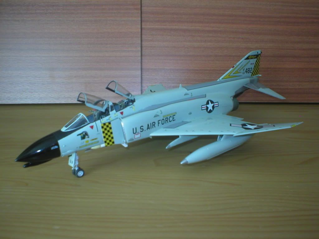 PhantomF-4C062.jpg