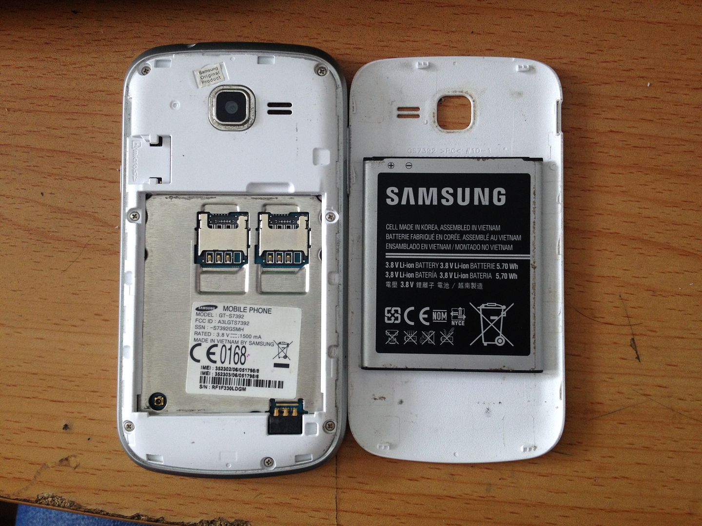 bán samsung galaxy v (g313) màu đen, máy cty, còn bảo hành, full box, có hình - 1