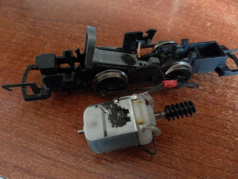 decoder wiring LNER 2606 0-4-0 - New Railway Modellers Forums