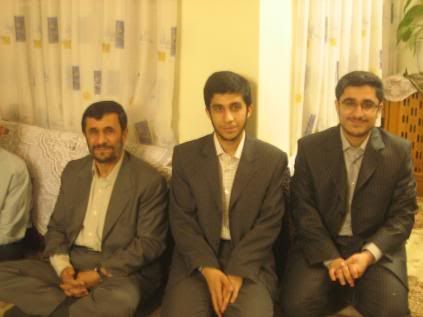 [Image: ahmadinejad5.jpg]