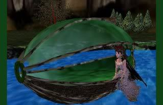 Floating fairy bed