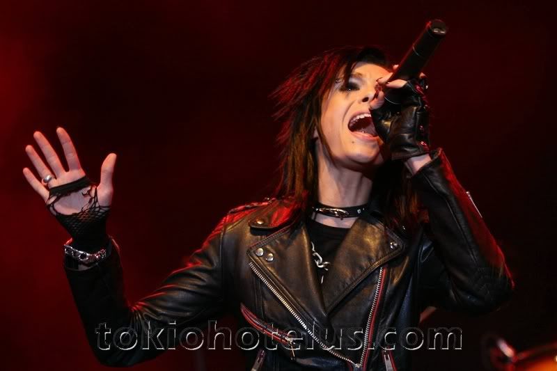 new69-2.jpg picture by Ewellyn3