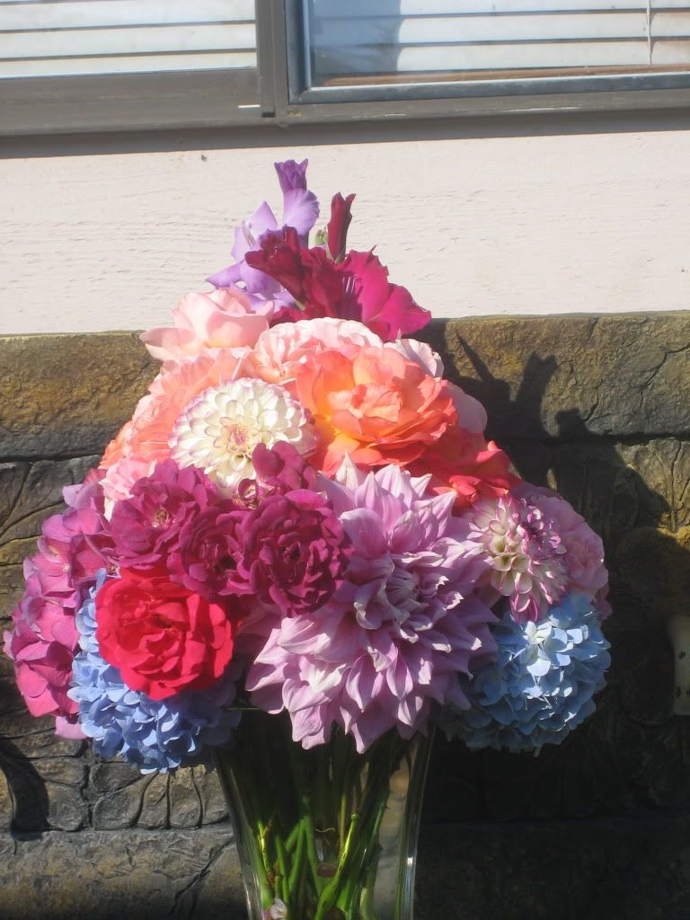 Nieces Move In Bouquet