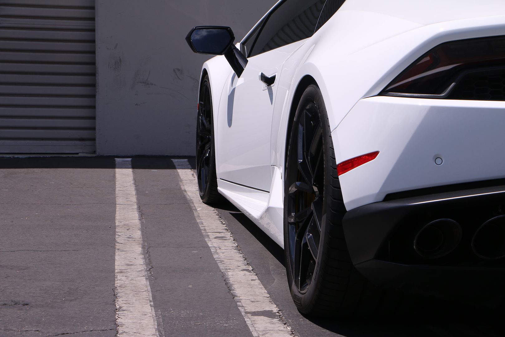 Rear_Drivers_Side_Lamborghini_Huracan_No